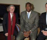 Pierre Bertrand, Dikembe Mutombo et Ben Affleck