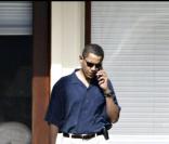 Barack Obama en vacances à Hawaii, mais... toujours joignable !