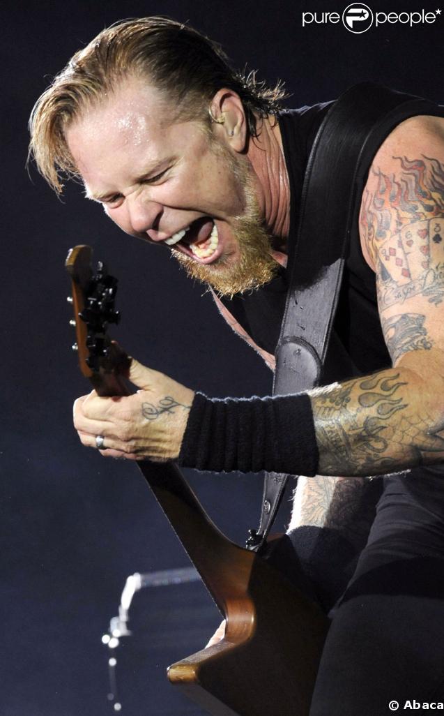 Robert Truijlo du groupe AC/DC