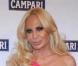 Donatella Versace totalement méconnaissable...mais c'est normal, puisque ce n'est pas elle !