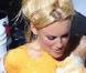 PHOTOS : Quand Jenny McCarthy, la femme de Jim Carrey, fait de la peinture... c'est totalement nue !