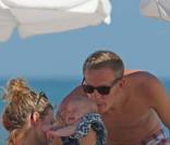 Billie Piper, son mari et son fils Winston à Miami