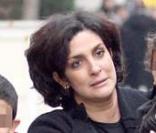 Jamila Dati rend visite à sa soeur à la Clinique de la Muette, le 3/01/09 