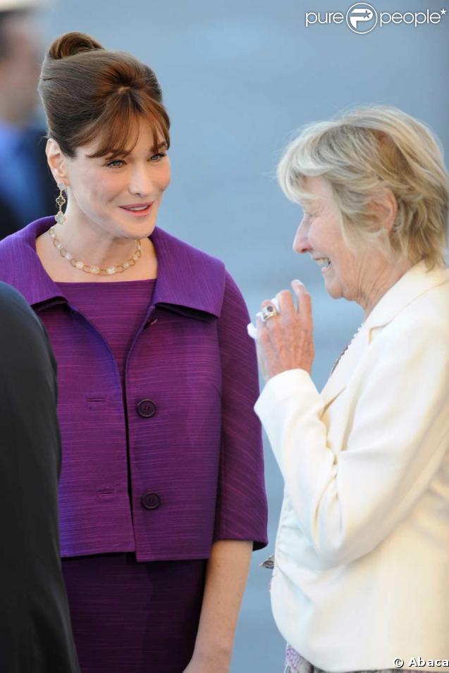 Carla Bruni et sa mère Marisa, qui a décidé de vendre le château de Castaneto Po