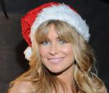 Carmen Electra assure un Noël plein de rebondissements...