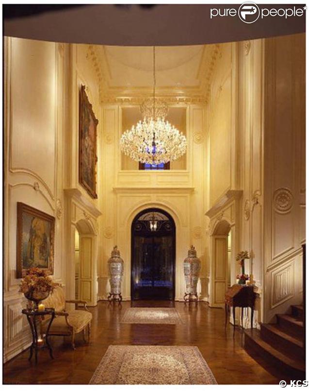 Voici la nouvelle maison de Michael Jackson à 100 000 dollars le mois...