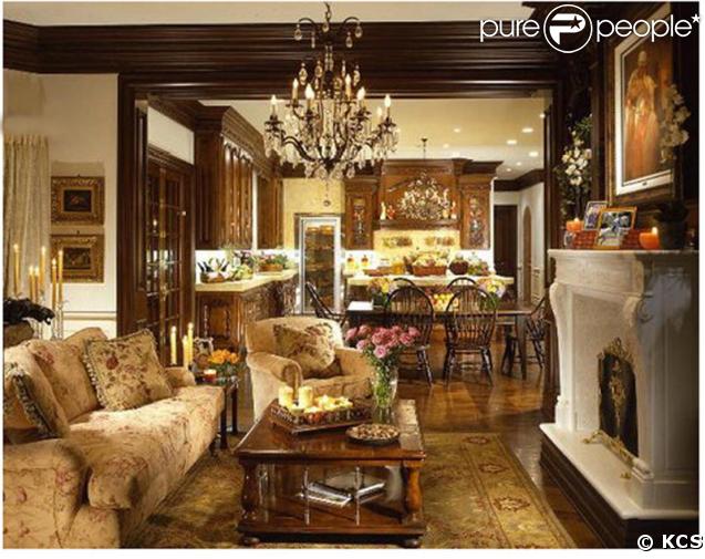 Voici la nouvelle maison de Michael Jackson à 100 000 dollars le mois...