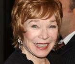 Shirley MacLaine prêtera ses traits à Coco Chanel pour un téléfilm événement