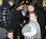 Victoria Beckham présente ses enfants à Dolce et Gabbana 