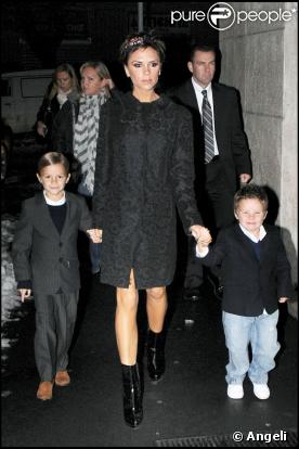 Victoria Beckham et ses enfants, Romeo et Cruz