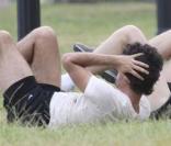 Adrian Grenier en plein effort, sous le soleil de Miami ! 13/01/09
