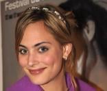 Nora Arnezeder 