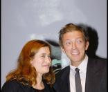 Emmanuelle Devos remet un prix à Vincent Cassel aux Lumières