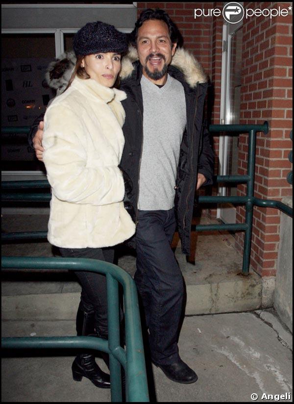 Benjamin Bratt et la superbe Talisa Soto (la James Bond Girl de 