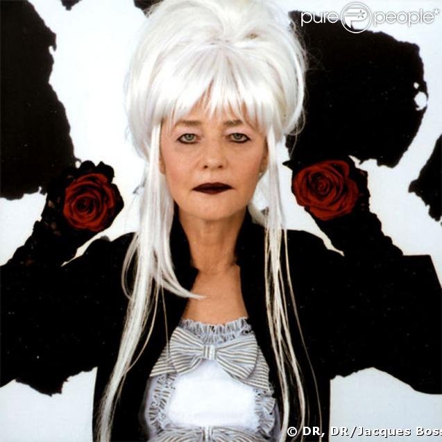 Charlotte Rampling pose en personnage de manga pour l'artiste Jacques Bosser