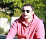 Liev Schreiber profite de son dimanche ensoleillé 