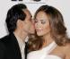 Jennifer Lopez, 39 ans, quitte Ben Affleck et s"entiche d"un certain Marc Anthony, 40 ans, chanteur sud-américain. Il l"épouse peu après avoir divorcé de sa 1e épouse en 2004 et ensemble, ils auront des jumeaux en 2008. 