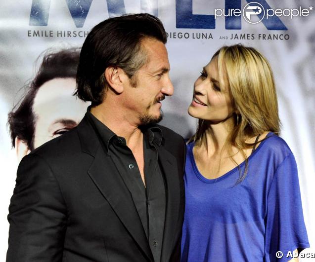 Le rebelle Sean Penn, 48 ans, avait été l'homme des chanteuses Madonna et Jewel. En 1996, c'est Robin Wright, 42 ans, qu'il choisit et ils ont 2 enfants. Malgré des problèmes en 2007, le couple est toujours uni. 