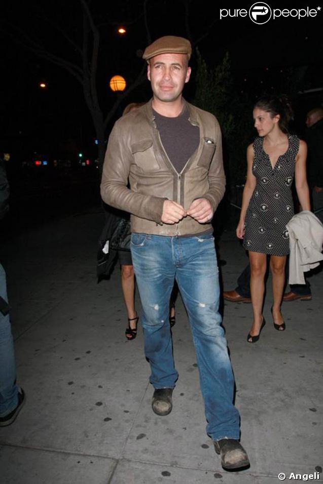 Billy Zane sort à L.A avec sa nouvelle conquête. 04/02/09