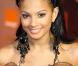 Aux BAFTA, Alesha Dixon a sorti l'artillerie lourde  avec de grosses boucles d'oreille : total look noir 