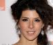 Aux BAFTA, Marisa Tomei a davantage misé sur la robe (de Fendi) plutôt que sur la coiffure ! 