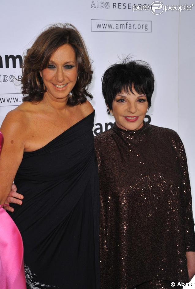 Donna Karan et Liza Minnelli à l'amfAR hier soir à New York