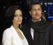 En blanc et noir, Brad Pitt et Angelina Jolie oublieront leur peur... Les deux stars se complètent sur le tapis rouge allemand de L"Etrange Histoire de Benjamin Button toujours en janvier 2009. Ils ont opté pour le look bicolore, elle en Akris et lui