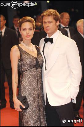 Pour la première de L'Assassinat de Jesse James à Venise en 2007, la bicolore attitude de Brad Pitt et Angelina Jolie se décline sur des notes ultra glamour.
