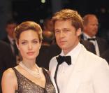 Pour la première de L'Assassinat de Jesse James à Venise en 2007, la bicolore attitude de Brad Pitt et Angelina Jolie se décline sur des notes ultra glamour. 