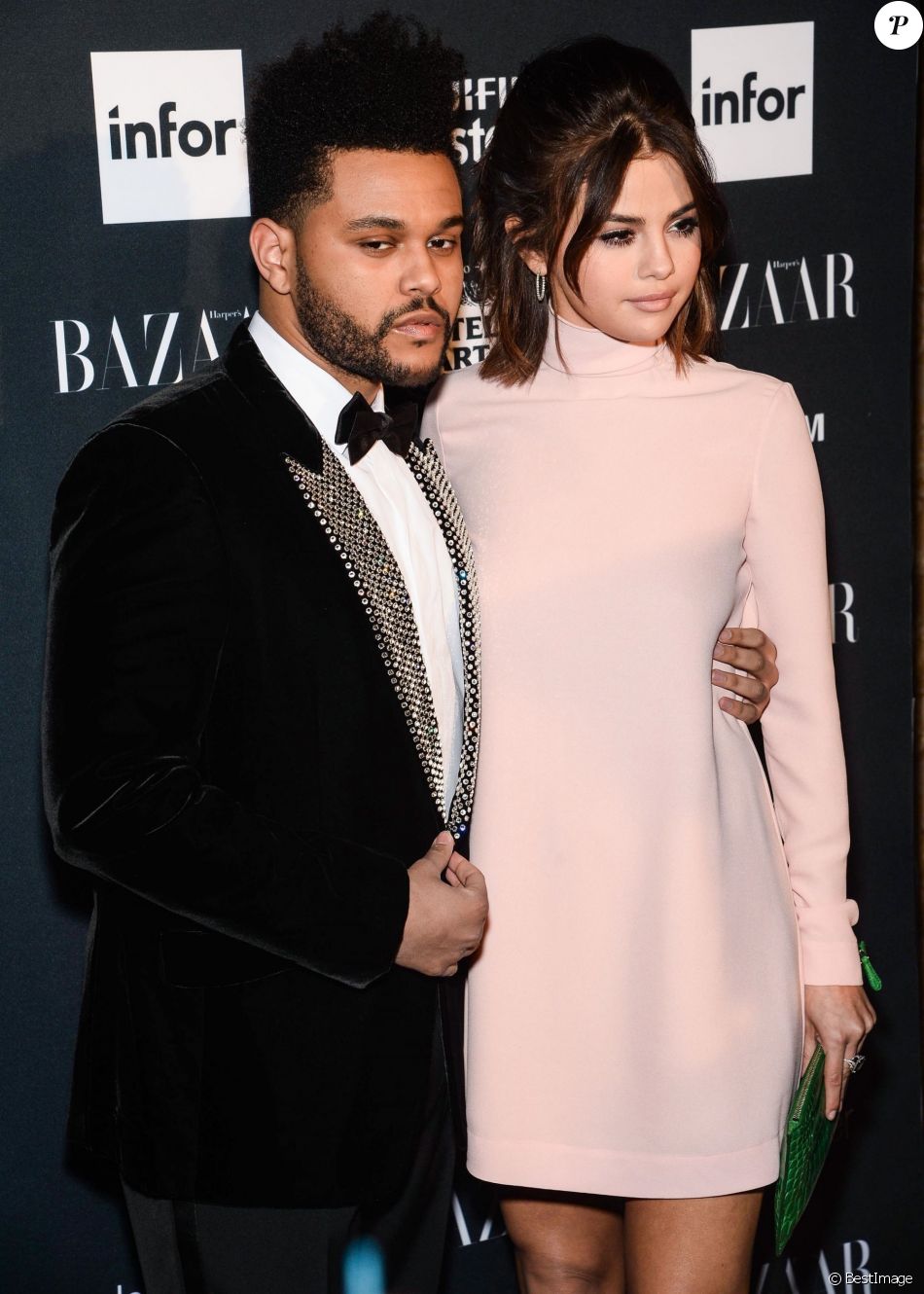 Selena Gomez et son compagnon The Weeknd lors de la soirée "ICONS By C. Roitfeld" à New York le 8 septembre 2017.