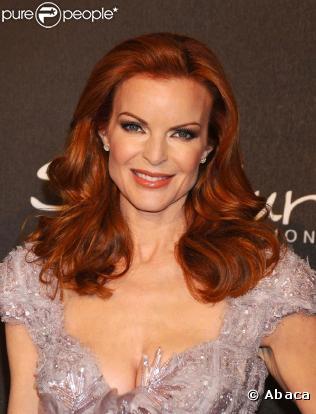 Une Marcia Cross absolument divine hier soir, qui a irradié de sa classe le tapis rouge de l'événement...