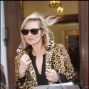 Découvrez la métamorphose de Kate Moss, mi-Kim Basinger, mi-Marilyn Monroe...