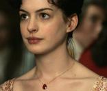 Jane (2007) : Anne Hathaway a appris à jouer du piano, le langage des signes et le dialecte de la romancière Jane Austen afin de coller au plus près de l'écrivain.