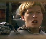 Jeanne d'Arc (1999) : Lorsque Luc Besson a choisi Milla Jovovich, sa femme à l'époque, pour jouer le premier rôle, Katheryn Bigelow a refusé de diriger le film, du coup, il s'en est chargé !
