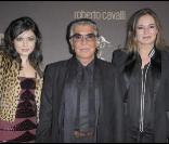Roberto Cavalli en non moins charmante compagnie, avec Rachele (sa fille) et sa femme Eva 