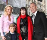 Sarah Marshall, Zoltan, Sabine Anthony et Jean-Claude Jitrois à l'anniversaire de Michèle Morgan. 02/03/09