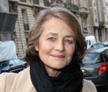 Charlotte Rampling à l'anniversaire de Michèle Morgan. 02/03/09