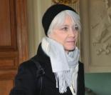 Françoise Hardy arrive au déjeuner de l'Assemblée Nationale. Elle est reçue par Bernard Accoyer. 10/03/09