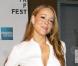 La chanteuse aux 5 octaves s'est désormais assagie côté vestimentaire... Mariah Carey porte un joli jean classique qui lui donne un style chic et élégant !