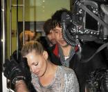 Kate Moss et Jamie Hince à la sortie du club Volstead à Londres le 19 mars 2009