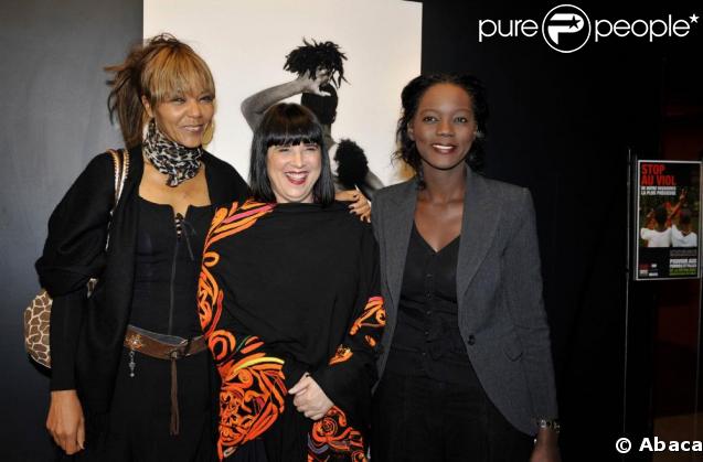  Christine Schuler-Deschryver, Eve Ensler  Rama Yade lors d'une réunion de mobilisation en faveur des femmes victimes de violence en République démocratique du Congo. 24/03/09 