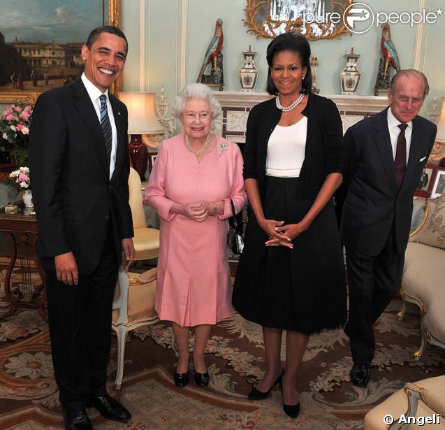 Barack et Michelle Obama rencontrent la Reine Elizabeth II et son mari, le Prince Philip, à Buckingham Palace