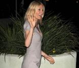 Gwyneth Paltrow, juste... wa-hou ! Une bombe passe... au LACMA de Los Angeles, à l'occasion de l'avant-première de 