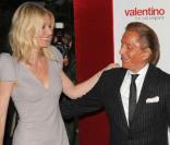 Valentino admire Gwyneth Paltrow, au LACMA de Los Angeles, à l'occasion de l'avant-première de 