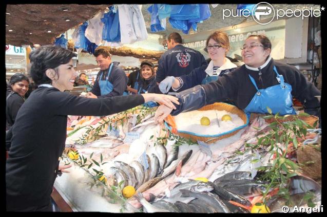 Rachida Dati sur le marché de Sucy