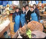 Rachida Dati sur le marché de Sucy