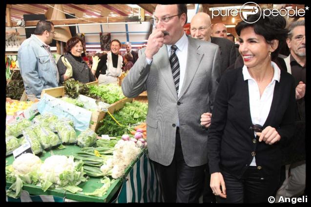 Rachida Dati sur le marché de Sucy