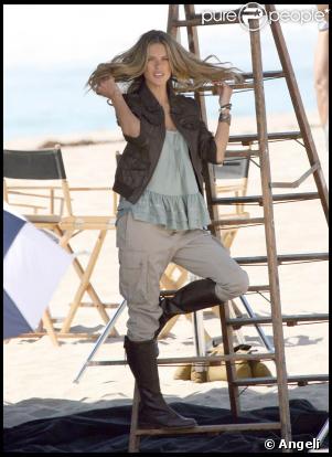 Alessandra Ambrosio, lors d'un shooting pour Victoria's Secret, le 7 avril 2009, à Malibu !