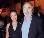 Gérard Jugnot et Saïda Jawad fêtent l'anniversaire de Françoise Ménidrey au Réservoir, à Paris, le 10 avril 2009.