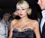 Paris Hilton et son amoureux Doug Reinhardt en route pour une soirée de folie à Londres le 16 avril 2009 